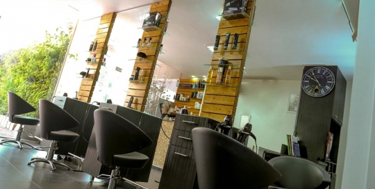 מספרה בנס ציונה